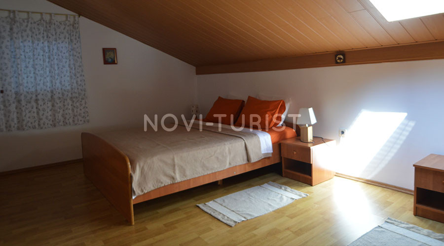 Apartman Mirna